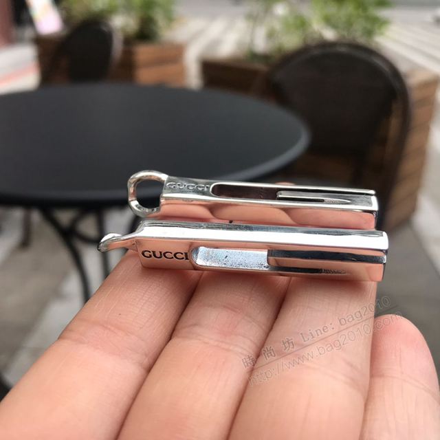 GUCCi飾品 古馳G字豎版長條吊墜項鏈 Gucci新款泰銀吊墜 男女同款  zgbq1113